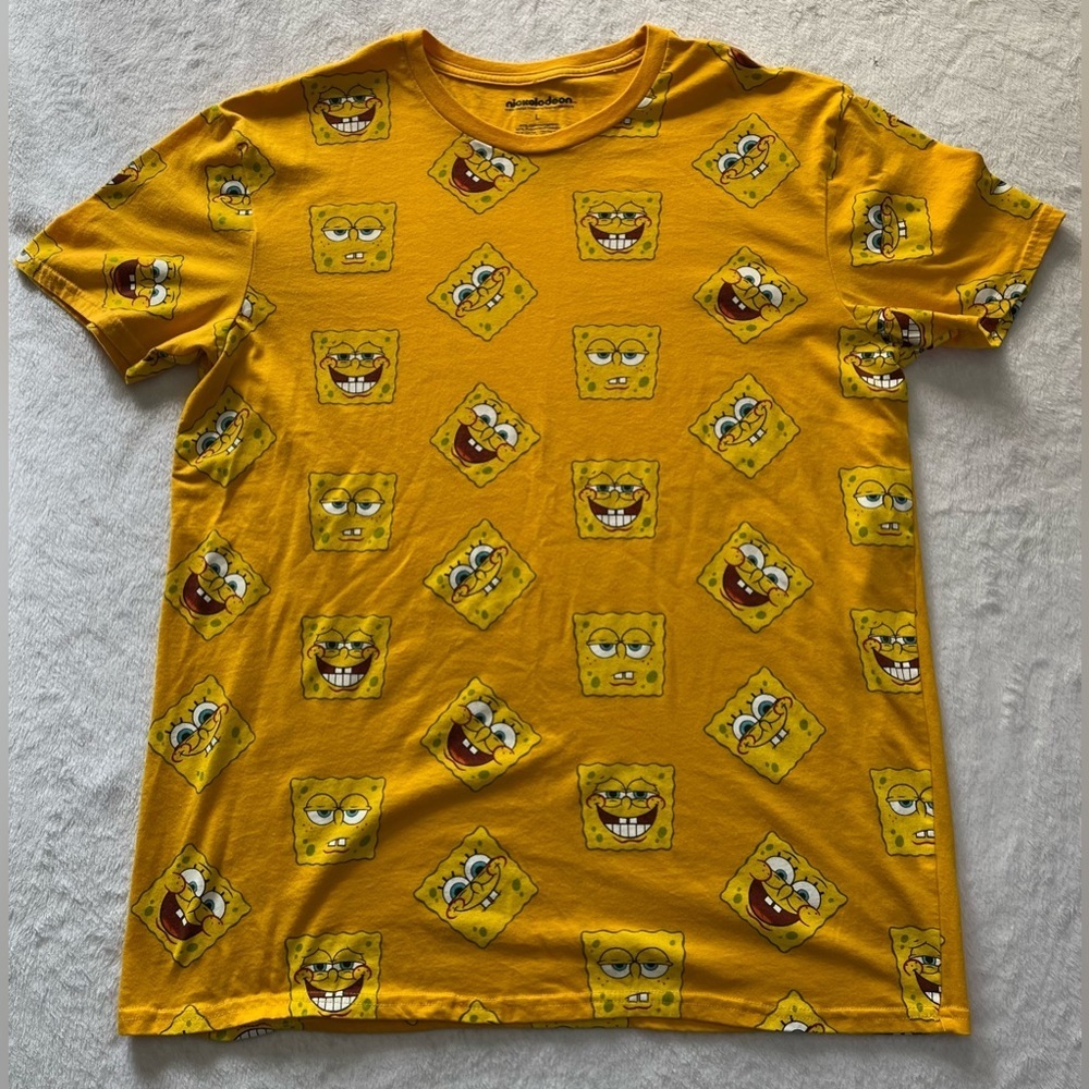 Nickelodeon SpongeBob SquarePants yellow graphic tshirt size large
